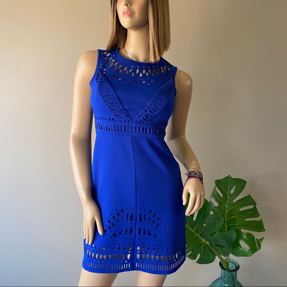 Eliza J Blue Sleeveless Laser Cut Sheath Dress 2P